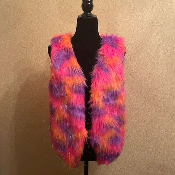 Furry and Colorful Vest. PTP 19in. - Picture 2 of 4